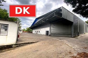 1.5 acres Bungalow Factory Warehouse, Semenyih