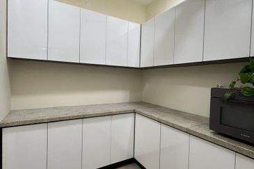 Platinum Hill Condo Pv8