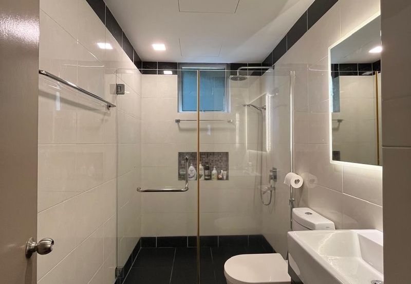 Platinum Hill Condo Pv8