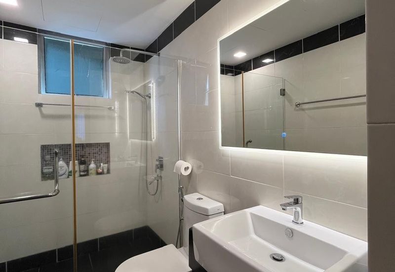 Platinum Hill Condo Pv8