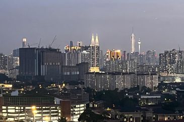 Platinum Hill Condo Pv8