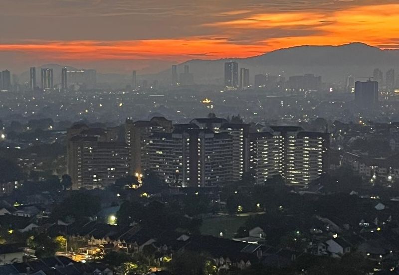 Platinum Hill Condo Pv8