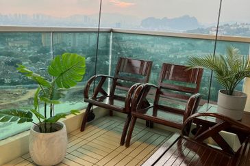 Platinum Hill Condo Pv8