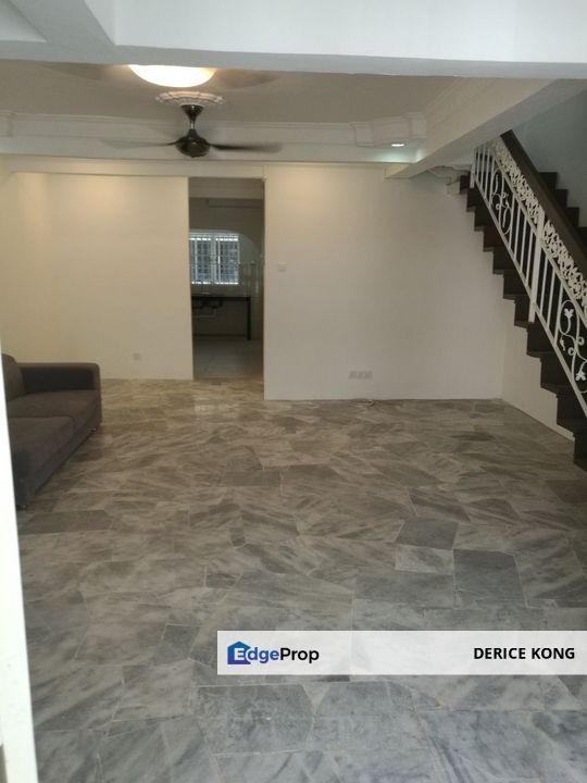 2 Storey Terrace House Taman Puchong Perdana Selangor, Selangor, Puchong