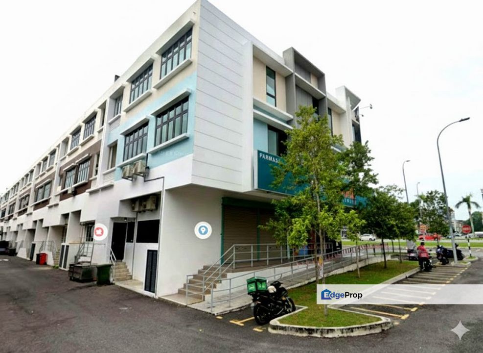 CORNER, Bandar Seri Putra, Bangi Selangor Shop for Rent, Selangor, Bangi