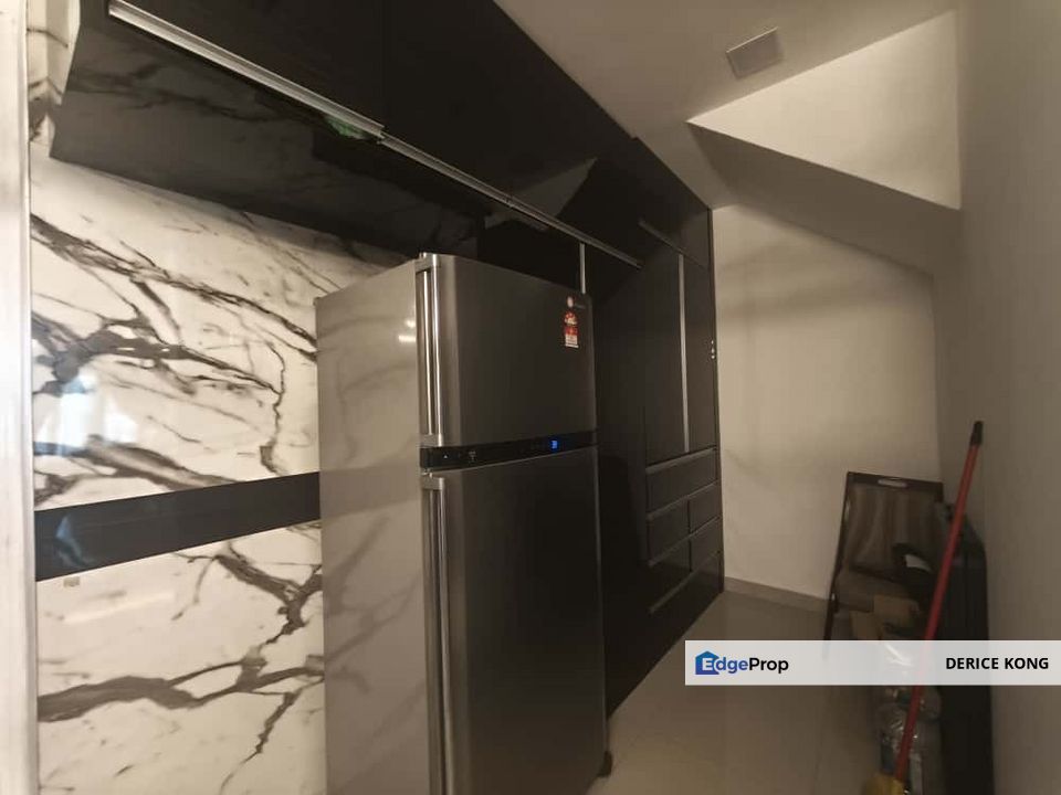 Taman Bukit Serdang | FACING SOUTH | Jia Residences, Selangor, Seri Kembangan