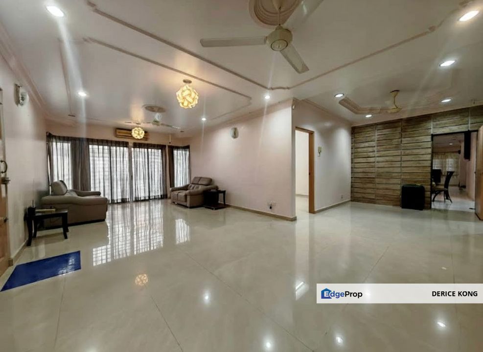 FREEHOLD, Seksyen 22 Petaling Jaya Semi D for Sale, Renovated, Well Kept, Selangor, Petaling Jaya