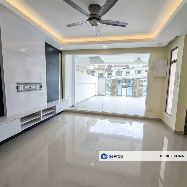 Bukit Serdang 2.5 Storey for Sale, Jia Residences, Seri Kembangan, Selangor, Seri Kembangan