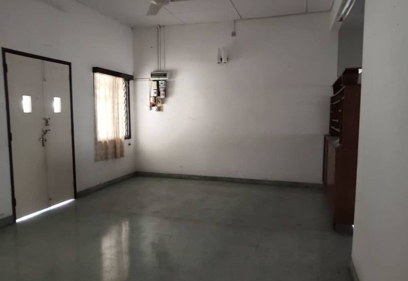 Ipoh Big Land Single Sty Bungalow Ideal For Own Rebuilt/ Renovation !