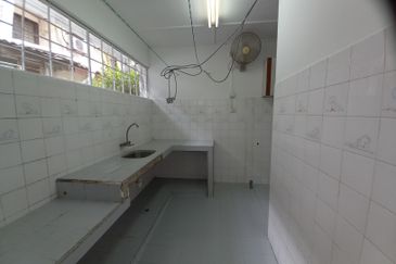 2 Storey Gated/ Guarded Extd Intermediate For Sale @ Wangsa Baiduri Subang Jaya Selangor!