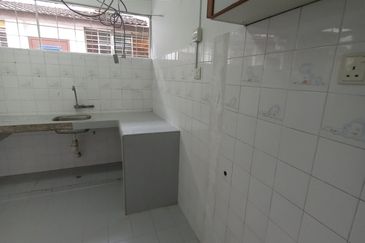 2 Storey Gated/ Guarded Extd Intermediate For Sale @ Wangsa Baiduri Subang Jaya Selangor!