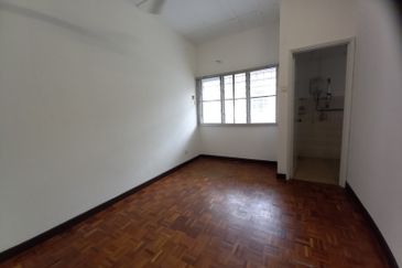 2 Storey Gated/ Guarded Extd Intermediate For Sale @ Wangsa Baiduri Subang Jaya Selangor!