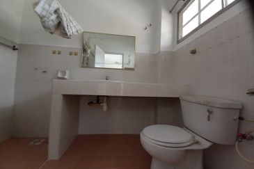 2 Storey Gated/ Guarded Extd Intermediate For Sale @ Wangsa Baiduri Subang Jaya Selangor!