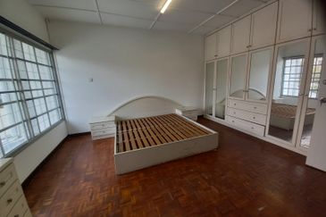 2 Storey Gated/ Guarded Extd Intermediate For Sale @ Wangsa Baiduri Subang Jaya Selangor!