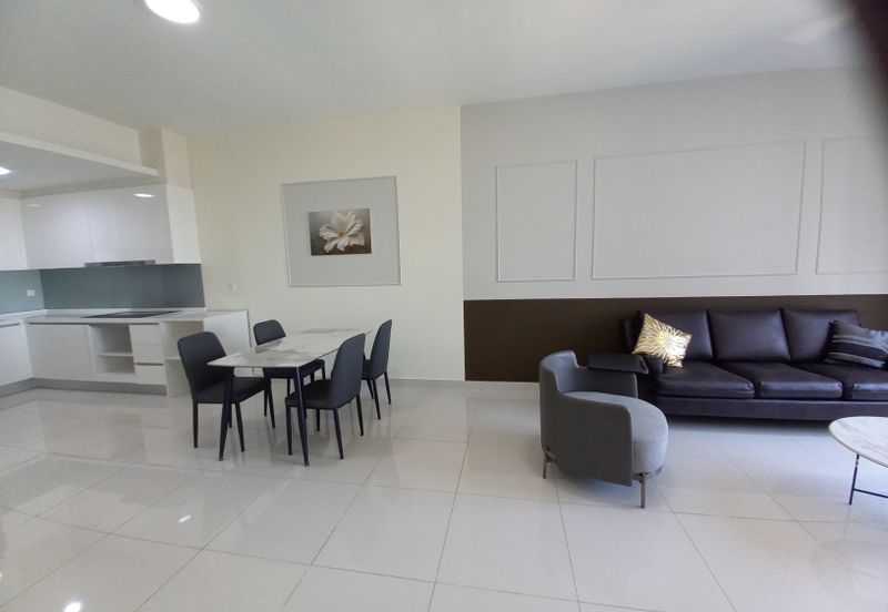 Pandora @ Tropicana Metropark