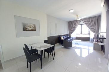 Pandora @ Tropicana Metropark