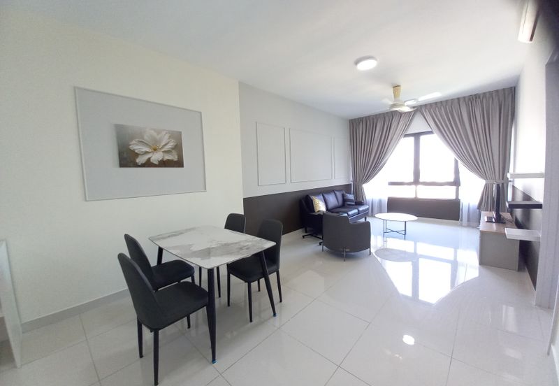 Pandora @ Tropicana Metropark