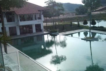 Cahaya SPK, Seksyen U9