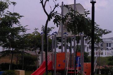 Cahaya SPK, Seksyen U9