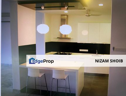 Renovated Penthouse in Ampang, with superb view, Selangor, Ampang