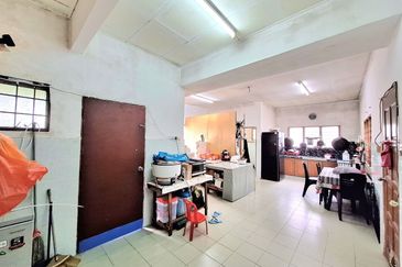 Pulau Indah ( Pulau Lumut )