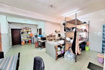 Pulau Indah ( Pulau Lumut )