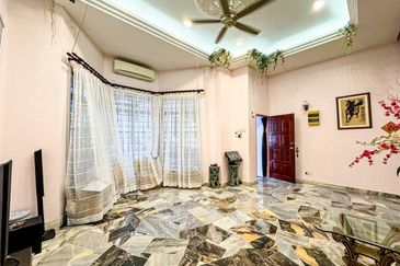 NON BUMI LOT | 2.5 Storey Terrace Bukit Utama, Bukit Antarabangsa Ampang