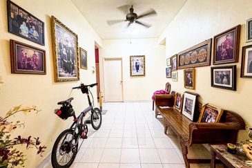 Bandar Tun Hussein Onn