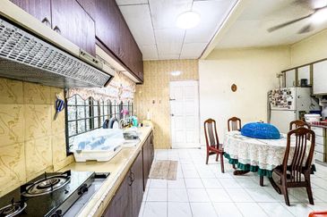 Bandar Tun Hussein Onn