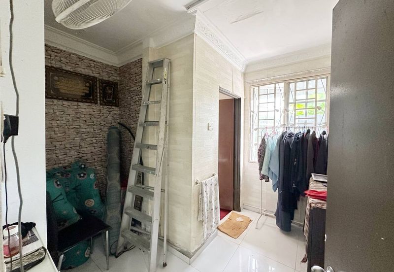 Seksyen 32, Shah Alam