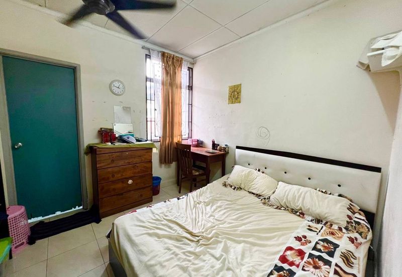 Seksyen 33, Shah Alam