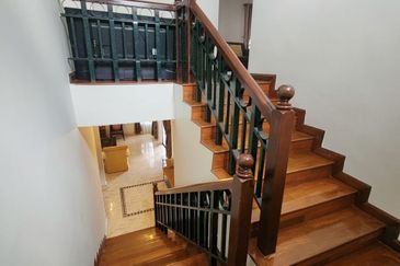 NICE ID | WELL MAINTAINED | Double Storey Bungalow Jalan Bidai Bukit Jelutong