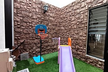 Taman Cahaya Alam, Seksyen U12