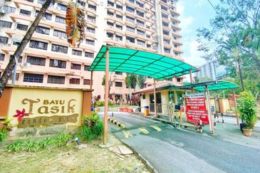 Bayu Tasik Condominium
