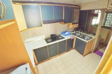 Bayu Tasik Condominium