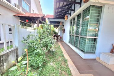 Jalan Cemara, Bandar Botanik