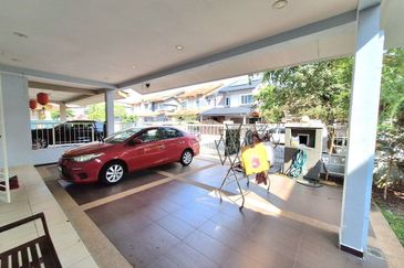 Jalan Cemara, Bandar Botanik