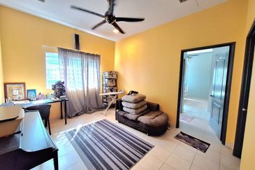 Jalan Cemara, Bandar Botanik