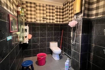 Taman Teluk Gedung Indah