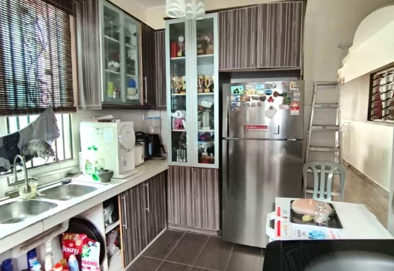 Jalan Makyong, Bandar Bukit Raja