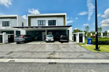 Sencilia @ Eco Sanctuary