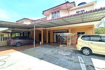 Kampung Dato Mansor