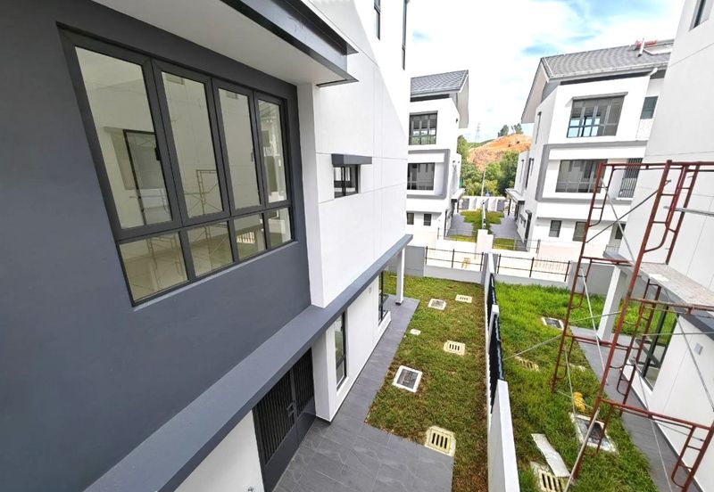 BRAND NEW | 2.5 Storey Semi D Park Villas, Trilia Residence, Bukit Jelutong, Shah Alam