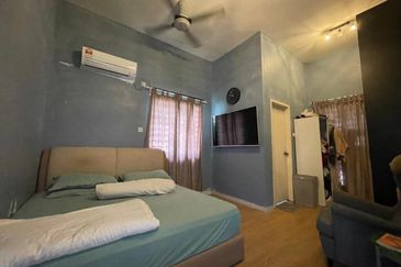 Pulau Indah ( Pulau Lumut )