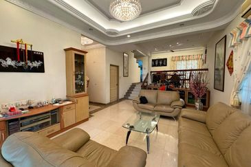 CORNER LOT 6,100 SQFT & FACING OPEN | Double Storey Semi Detached Jalan Kubah, Bukit Jelutong