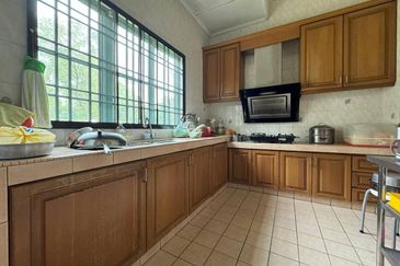 CORNER LOT 6,100 SQFT & FACING OPEN | Double Storey Semi Detached Jalan Kubah, Bukit Jelutong