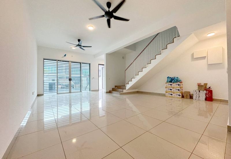 Serenia Adiva @ Serenia City