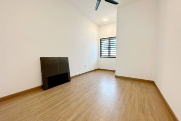 Serenia Adiva @ Serenia City