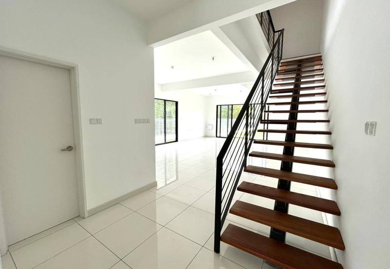 Taman Cahaya Alam, Seksyen U12