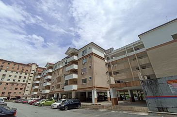 Golden Villa Apartment